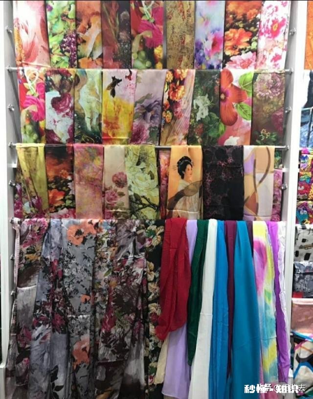 买的衣服与定制的衣服哪个合身好看