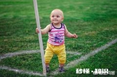 老公前妻的孩子很调皮，和我不亲，我应该如何和他友好相处