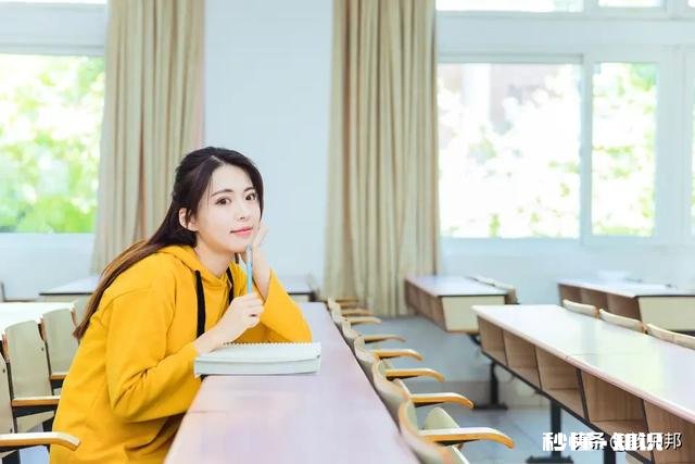 如果网课教师和学生适应这种上课场景了,未来的日子,学校会不会消失