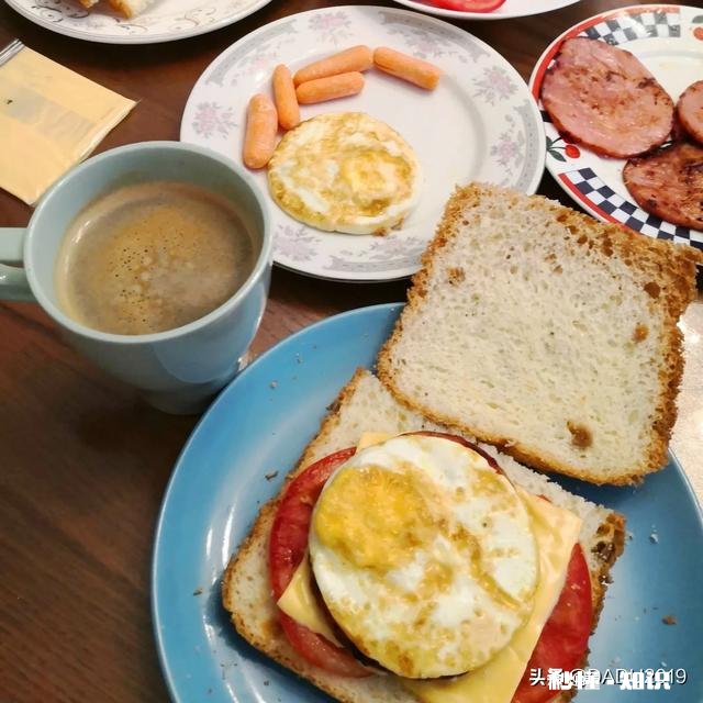 早上全麦面包搭配黑咖啡可以吗