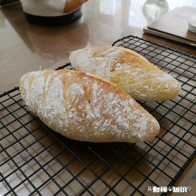 早上全麦面包搭配黑咖啡可以吗