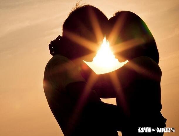 24岁的姐姐叫20岁的弟弟“宝贝”，正常吗