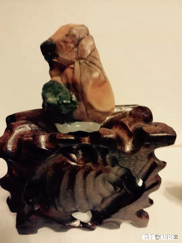 现在60多岁的中国男人还在辛苦劳动、努力工作是为了什么