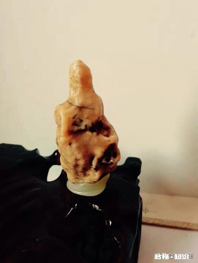 现在60多岁的中国男人还在辛苦劳动、努力工作是为了什么