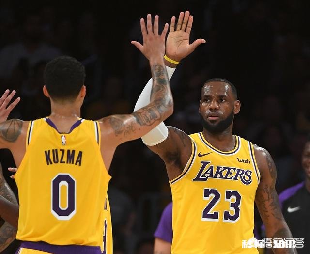 湖人没朗多场均失误16.4次，朗多还要多久才能回归