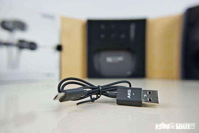 入耳式主动降噪耳机什么型号比较好