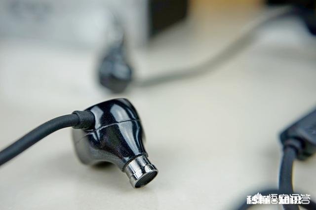 入耳式主动降噪耳机什么型号比较好