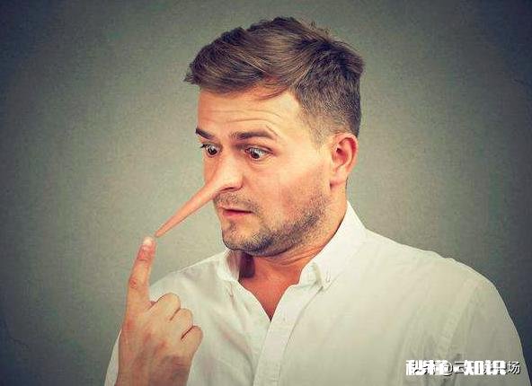 工作在一起的同事，感觉每个人都带着面具，为什么会这样