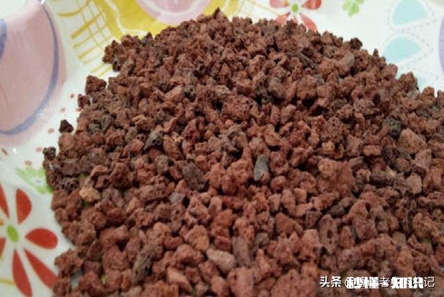 买的多肉颗粒要掺土吗掺养花的土可以吗