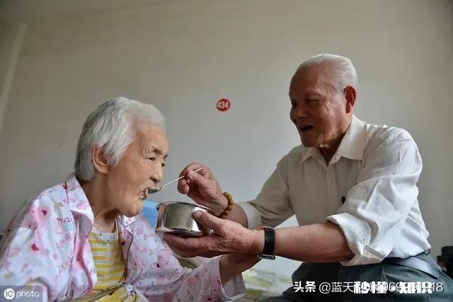 你觉得结婚证束缚了什么又意味着什么