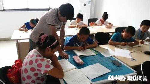 为啥有的大学老师该上的课不上,事后补课