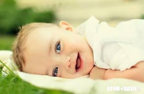 小月龄宝宝对花式图案反应大，是怎么回事