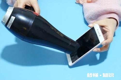 加入你的手机掉厕所里你还会去捡吗