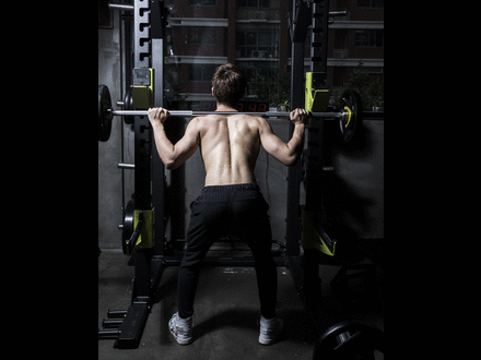 新人在健身时要避免哪些误区