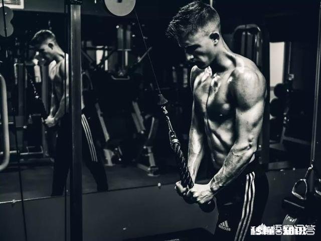 新人在健身时要避免哪些误区