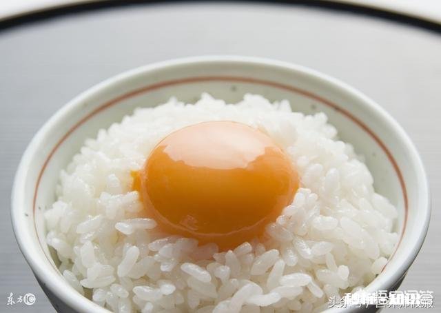 三岁宝宝每天早上吃一颗煮鸡蛋可以引起便秘吗