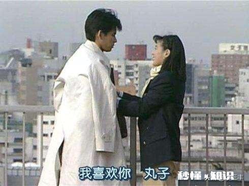 情侣之间最喜欢的小动作有哪些