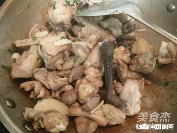 黄焖鸡怎么做肉质才劲道，吃着不噎