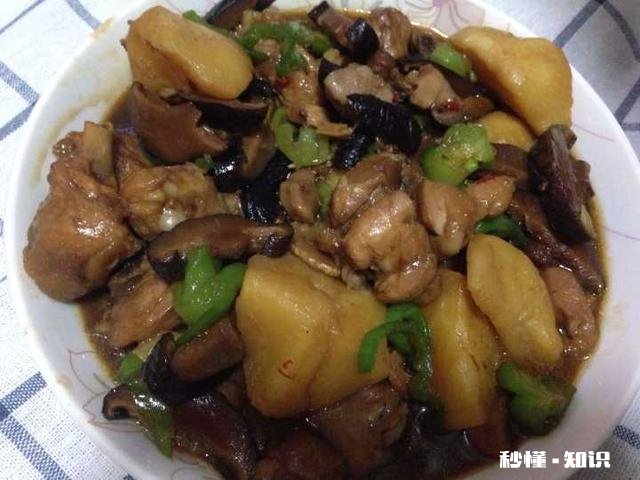 黄焖鸡怎么做肉质才劲道，吃着不噎