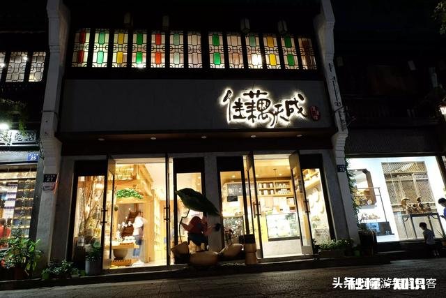 怎么晚上拍照噪点这么多