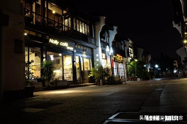 怎么晚上拍照噪点这么多