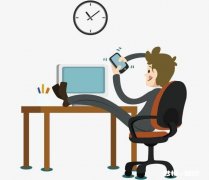 我老公40岁是一名中学老师，寒假整天玩游戏怎么办