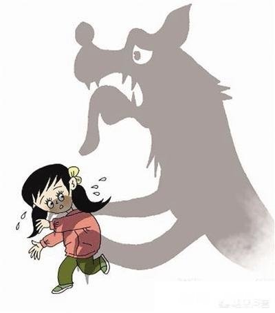 有没有家长因女儿还小总是担心自己女儿走错路一直严厉管教