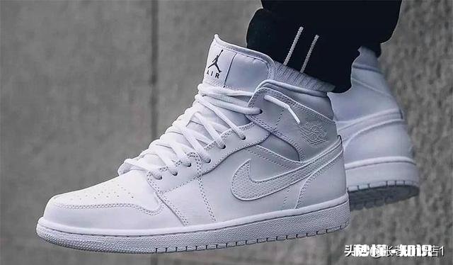 如何看待那些攒钱买aj的人