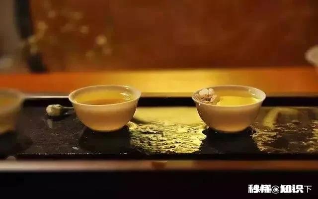 有哪些你觉得越读越回味无穷的古诗词呢