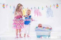 有了二胎顾不上大的，对老大没有耐心，老是对她发脾气怎么办