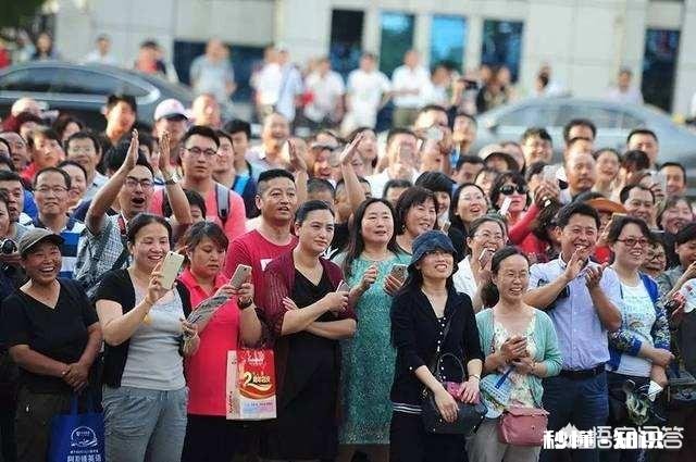 马上就要高考了，高考期间，为了能让孩子考出好成绩，家长该做什么，不该做什么