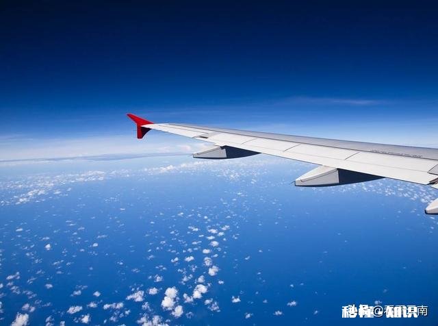 坐飞机时，你都会想些什么