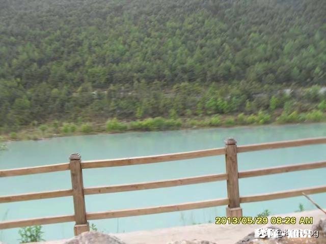 为啥我妈妈总逼着我喝水,这样可能有坏处吗