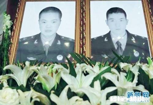 如何看待有的人在小视频里看到在台风“山竹”肆虐下还有外卖小哥在送餐