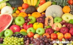 买15块钱一斤的水果，男朋友很生气的说你真的贱，该不该生气