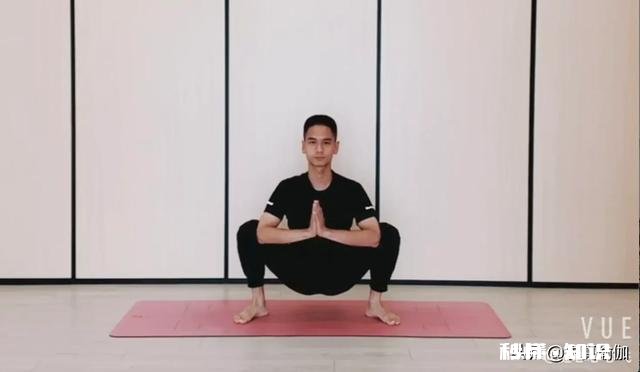 练瑜伽可以直腿吗