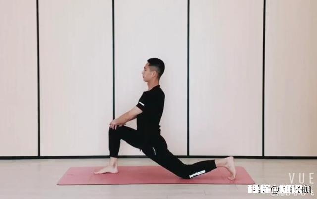 练瑜伽可以直腿吗