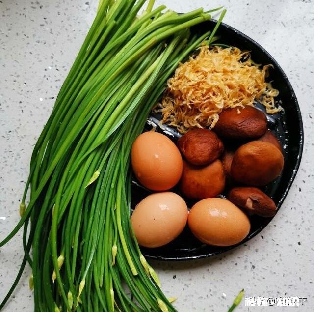 韭苔馅饺子的做法