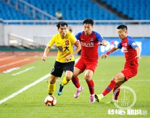 恒大VS重庆前瞻!斯威难阻恒大,恒大有望打破中超十三连胜纪录,你怎么看