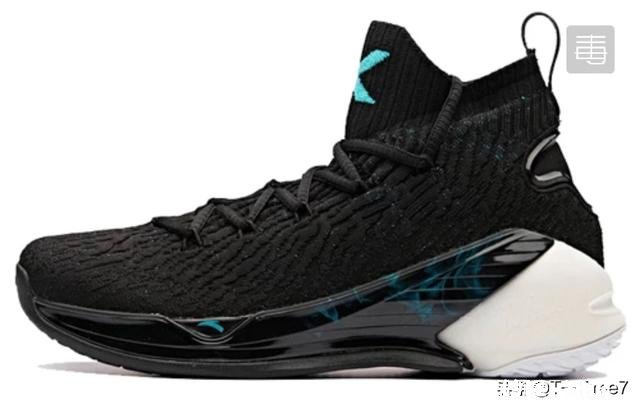 安踏,李宁,匹克800元内哪个品牌男球鞋性价比最高