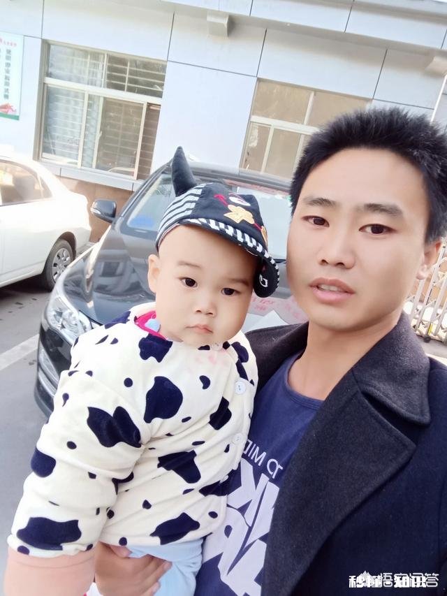 单位发福利，1000元书店购书卡或者500元超市购物卡，你选哪个