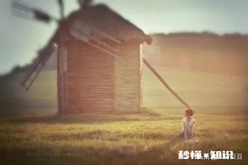 我母亲有精神分裂症十年了！还能冶好吗住精神院可怕吗