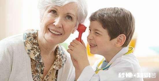 老年人保护听力，日常生活要注意哪些行为