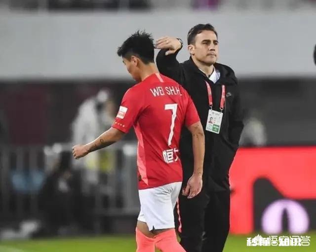 为什么恒大球迷质疑卡纳瓦罗的指教能力，恒大却力挺卡纳瓦罗执教国足