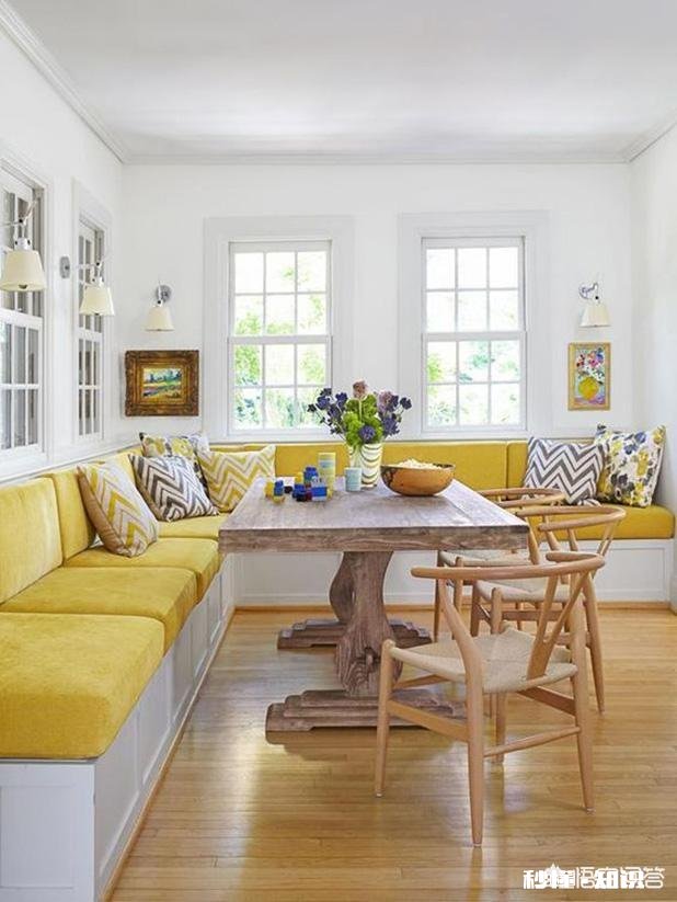 客厅沙发摆放有何讲究，客厅沙发如何选择