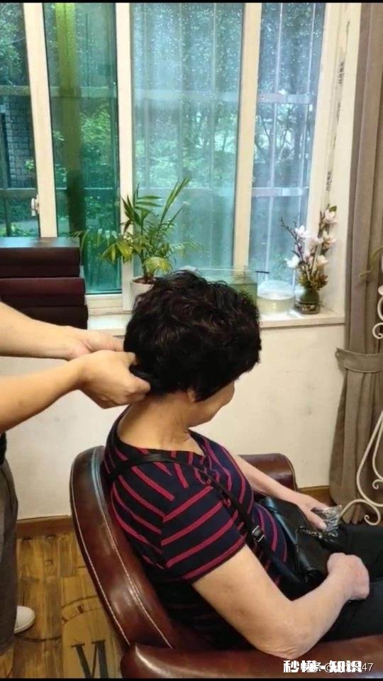 请问假发在哪里买