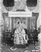 你觉得慈禧太后和女皇的区别有哪些