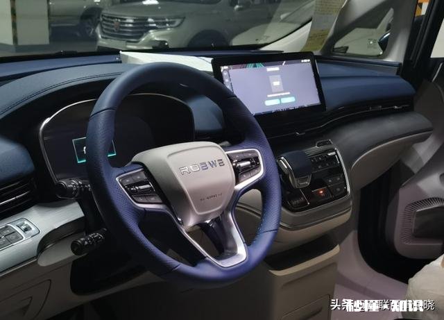 荣威iMAX8的舒适性和隔音性怎么样