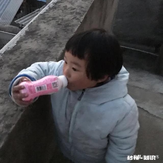 休完产假，各位宝妈是会选择将宝宝托付给家中长辈后重回职场还是选择辞职在家带娃，为什么