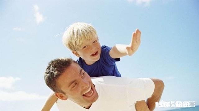 有了小孩后,老公放假休息会在家帮忙带小孩吗还是自己出去潇洒或者打游戏